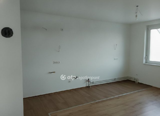 Eladó sorház, Dorogon 78.8 M Ft, 3 szobás / költözzbe.hu