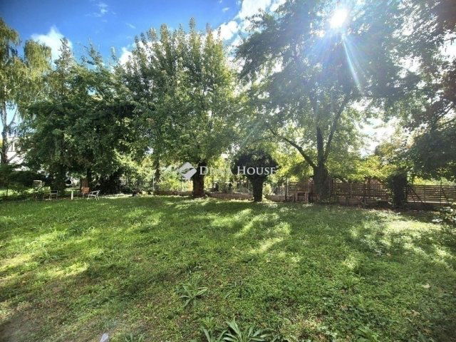 Eladó téglalakás, Budapesten, III. kerületben 91.5 M Ft