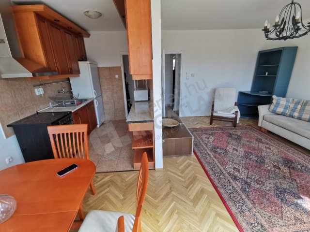 Kiadó téglalakás, albérlet, II. kerületben, Pajzs utcában