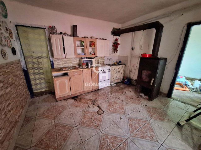 Eladó családi ház, Jásdon 13.49 M Ft, 2 szobás