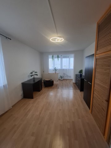 Eladó panellakás, Debrecenben 61.9 M Ft, 2 szobás