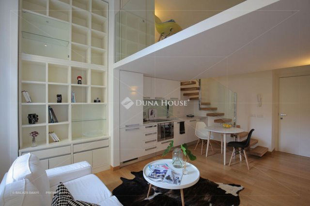 Kiadó téglalakás, albérlet, Budapesten, VI. kerületben