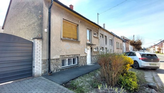 Eladó sorház, Szombathelyen 46.9 M Ft, 2 szobás
