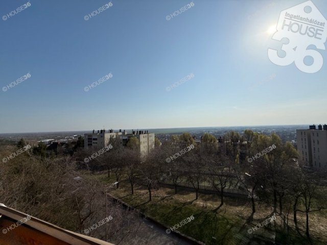 Eladó téglalakás, Szekszárdon 35.95 M Ft, 3 szobás