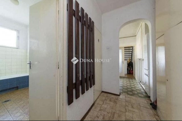 Eladó családi ház, Budapesten, XVII. kerületben 80 M Ft