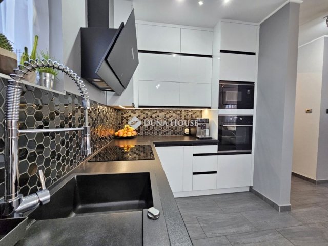 Eladó családi ház, Üllőn 129.899 M Ft, 4 szobás