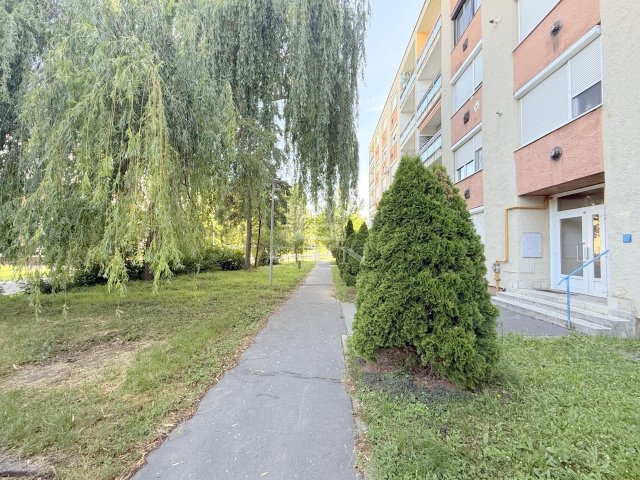 Eladó téglalakás, Zalaegerszegen 51.9 M Ft, 3 szobás