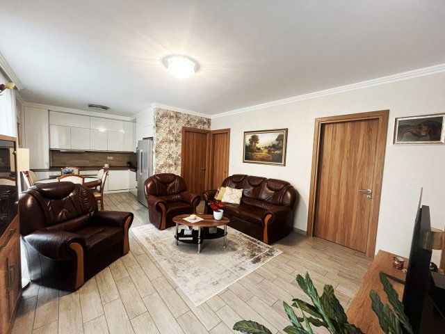 Eladó téglalakás, Debrecenben 144 M Ft, 3 szobás