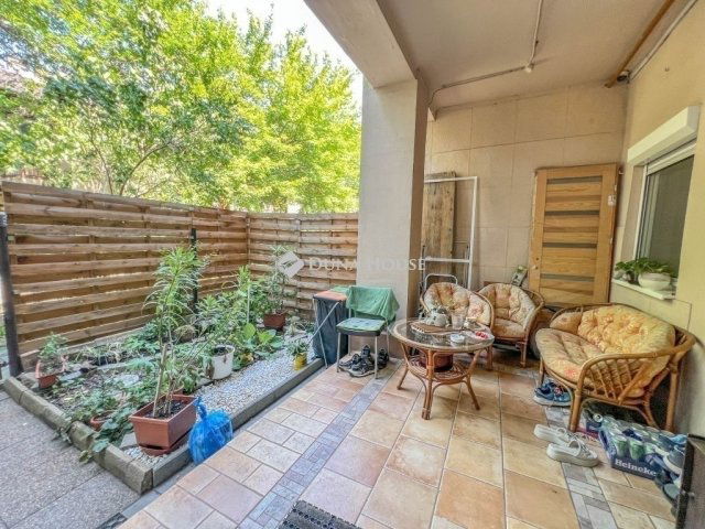 Eladó téglalakás, Budapesten, XX. kerületben 51.9 M Ft