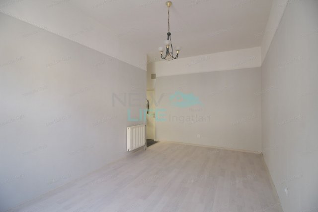 Eladó téglalakás, Győrött 46.99 M Ft, 1 szobás