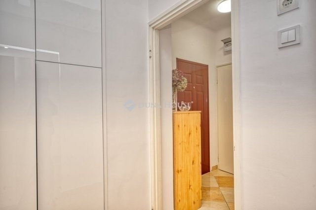 Eladó téglalakás, Budapesten, XVIII. kerületben 64.9 M Ft