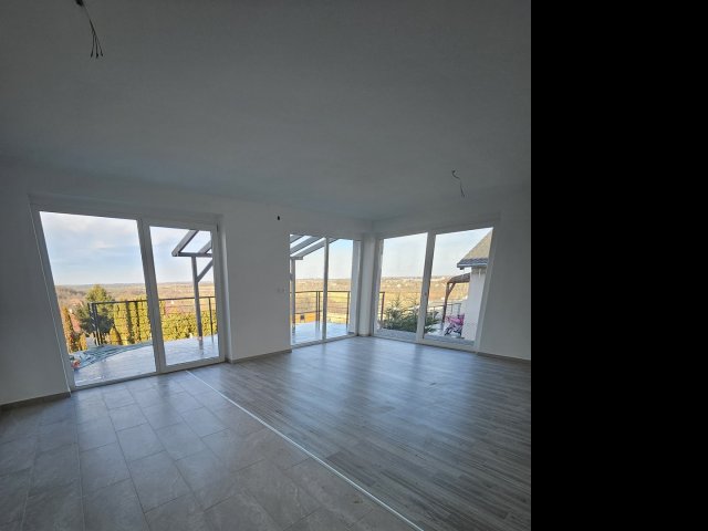 Eladó családi ház, Teskándon 75 M Ft, 5 szobás