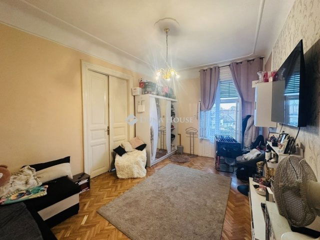 Eladó téglalakás, Budapesten, VIII. kerületben 69.9 M Ft
