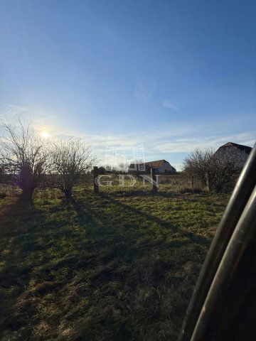 Eladó mezogazdasagi ingatlan, Sárbogárdon 125 M Ft