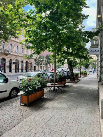 Eladó téglalakás, Budapesten, VI. kerületben 199 M Ft, 3 szobás