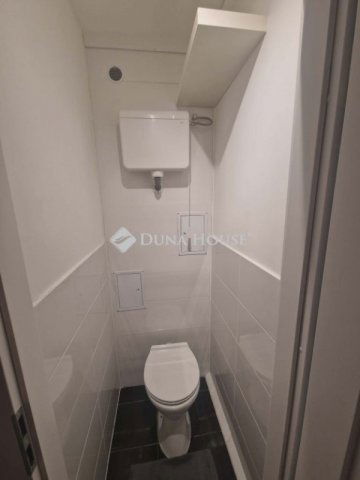 Eladó panellakás, Budapesten, XX. kerületben 67.9 M Ft, 2 szobás