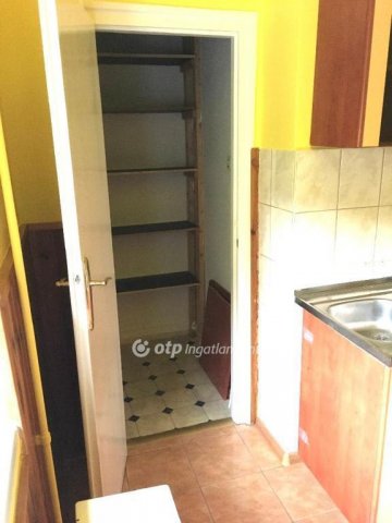 Eladó téglalakás, Miskolcon 24.5 M Ft, 1 szobás