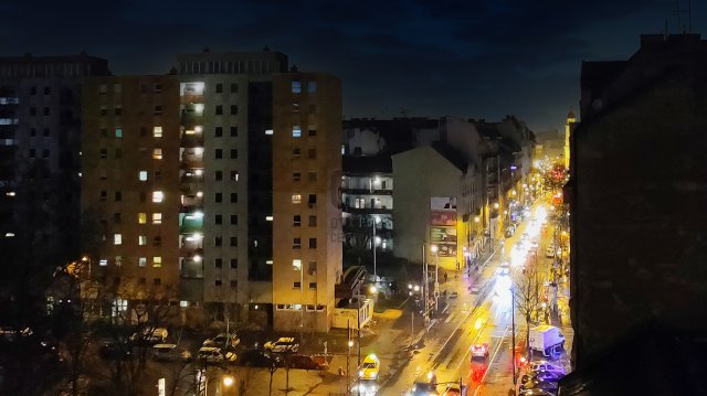 Eladó téglalakás, Budapesten, VIII. kerületben, Baross utcában