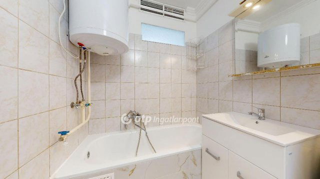 Eladó téglalakás, Miskolcon 27.3 M Ft, 1+1 szobás