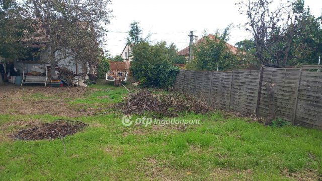 Eladó családi ház, Mikepércsen 34.99 M Ft, 2 szobás