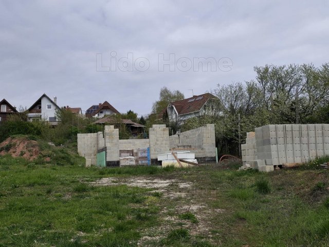 Eladó telek, Felsőörsön 106 M Ft / költözzbe.hu