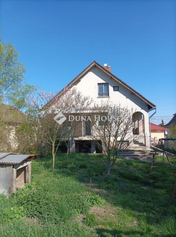 Eladó családi ház, Szárligeten 71.5 M Ft, 3 szobás