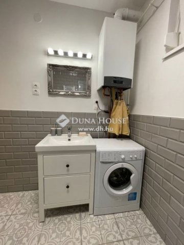 Eladó nyaraló, Siófokon 64.9 M Ft, 3 szobás