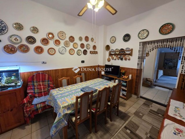 Eladó családi ház, Tiszafüreden 132 M Ft, 6 szobás