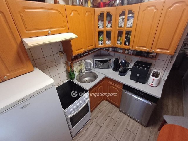 Eladó panellakás, Nyíregyházán 40.9 M Ft, 2 szobás