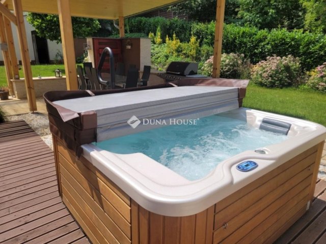 Eladó hotel, Dozmaton 179 M Ft, 6 szobás / költözzbe.hu