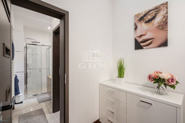 Eladó téglalakás, Budapesten, VI. kerületben 125 M Ft, 3 szobás