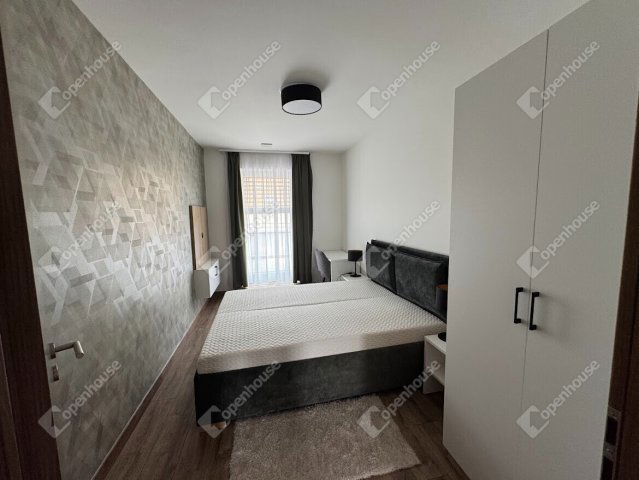 Kiadó téglalakás, albérlet, Székesfehérvárott 550 E Ft / hó