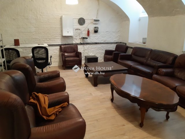 Eladó iroda, Budapesten, V. kerületben 65 M Ft