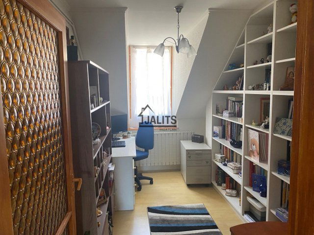 Eladó családi ház, Nagymaroson, Vasút utcában 98 M Ft