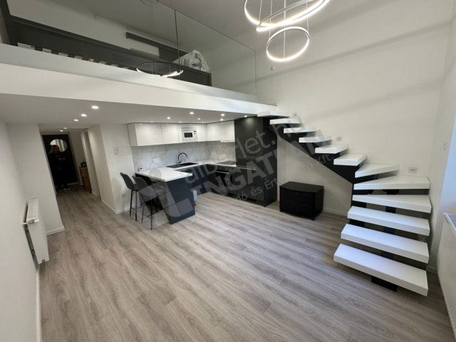 Kiadó téglalakás, albérlet, Budapesten, VI. kerületben