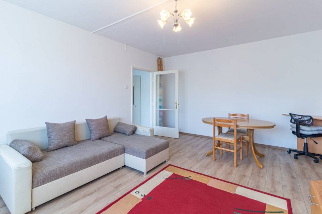 Eladó panellakás, Kiskunfélegyházán 34.5 M Ft, 2 szobás