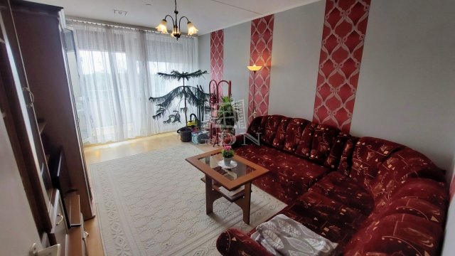 Eladó panellakás, Marcaliban 31 M Ft, 2 szobás