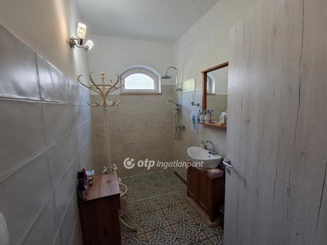 Eladó családi ház, Érden 179 M Ft, 3+2 szobás