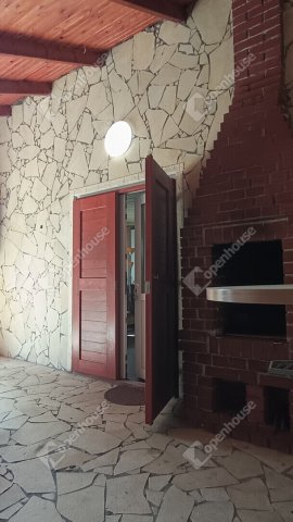 Eladó családi ház, Szegeden 30.9 M Ft, 3 szobás