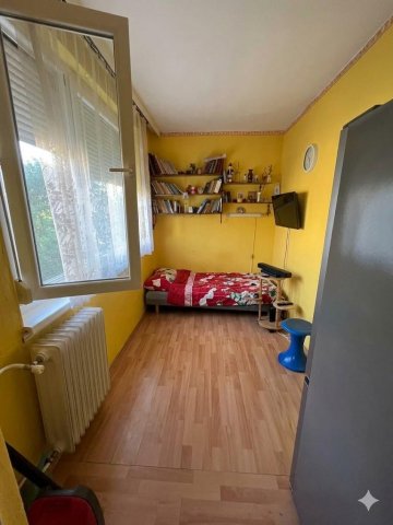 Eladó panellakás, Tatabányán 28.9 M Ft, 1+1 szobás