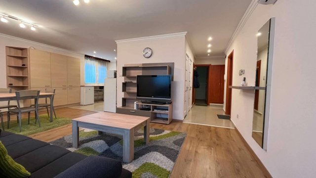 Kiadó téglalakás, albérlet, Debrecenben 385 E Ft / hó, 3 szobás