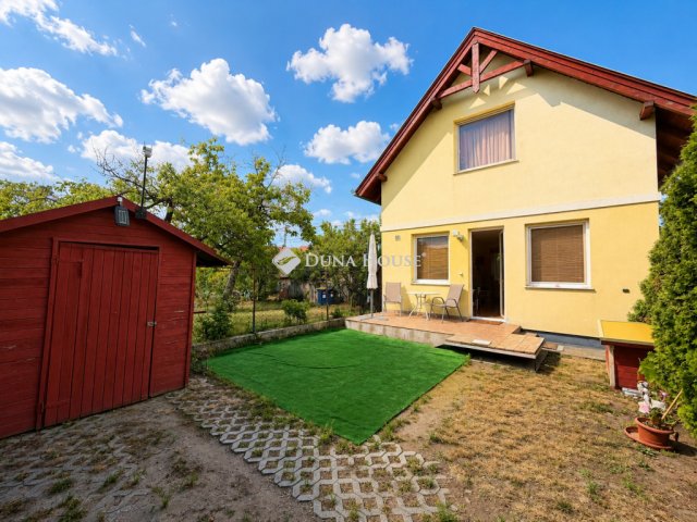 Eladó családi ház, Budapesten, XVIII. kerületben 101 M Ft
