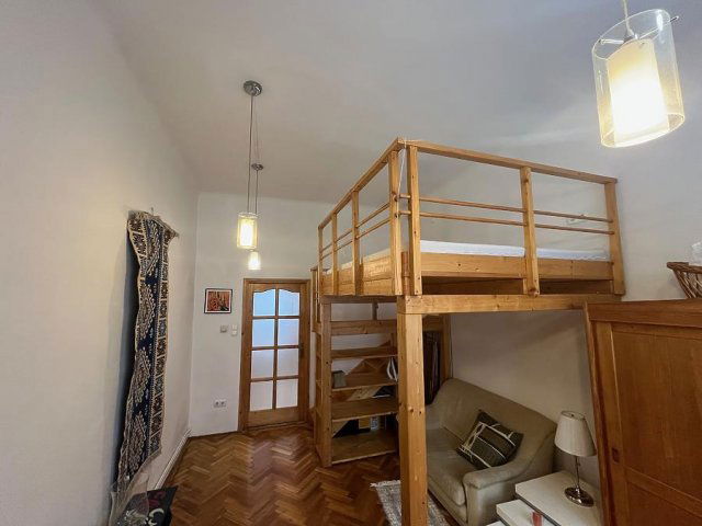 Eladó téglalakás, Budapesten, IX. kerületben, Angyal utcában