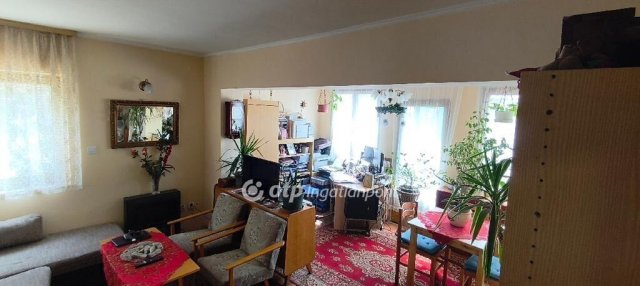 Eladó családi ház, Budapesten, XVIII. kerületben 99.9 M Ft