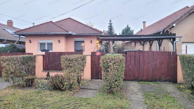 Eladó családi ház, Őrbottyánban 93.9 M Ft, 5 szobás