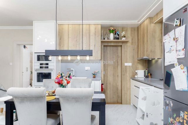 Eladó családi ház, Mosonszolnokon 94.5 M Ft, 3 szobás