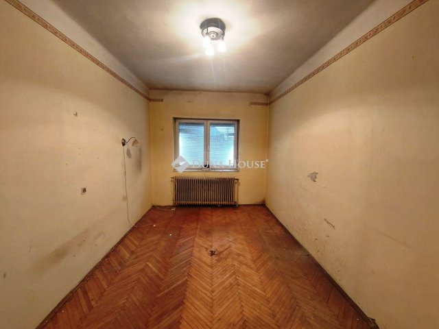 Eladó családi ház, Sopronban 60 M Ft, 2 szobás