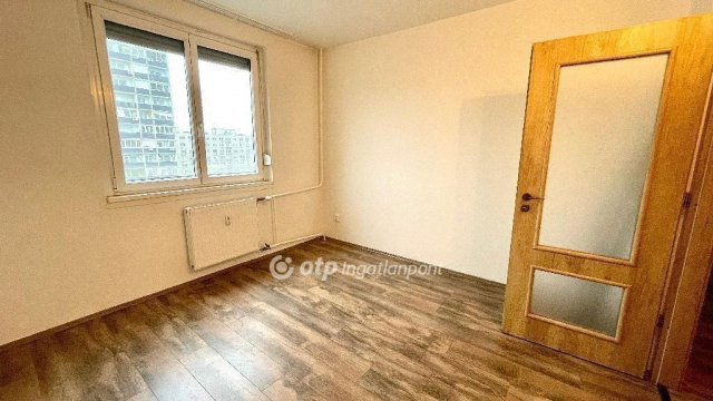 Eladó panellakás, Budapesten, III. kerületben 67 M Ft, 2 szobás