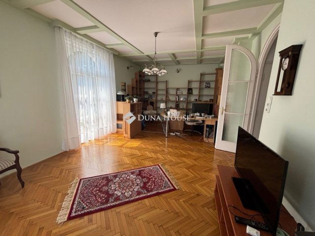 Kiadó családi ház, albérlet, Budapesten, II. kerületben