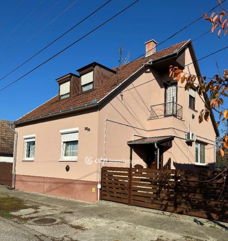 Eladó családi ház, Kalocsán 47.8 M Ft, 4 szobás